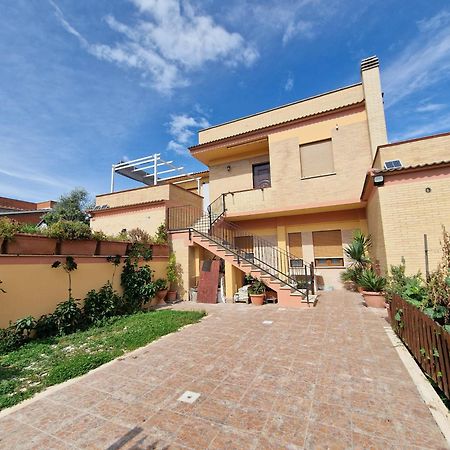 شقة Vista Mare House فيوميتشينو المظهر الخارجي الصورة